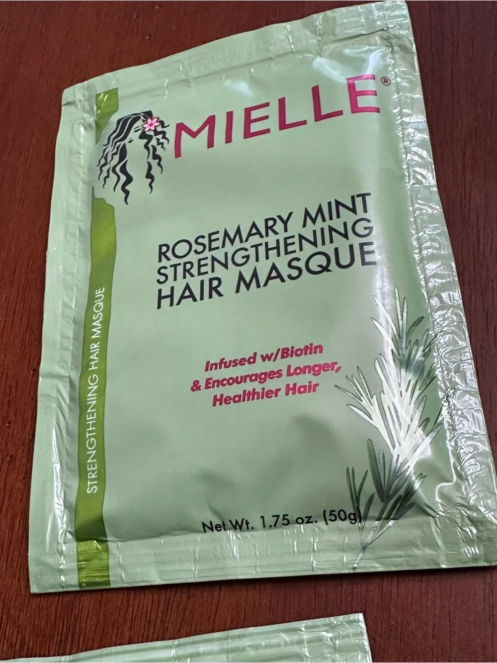 Mielle 4-Pack Rosemary Mint Strengthening Hair Masque